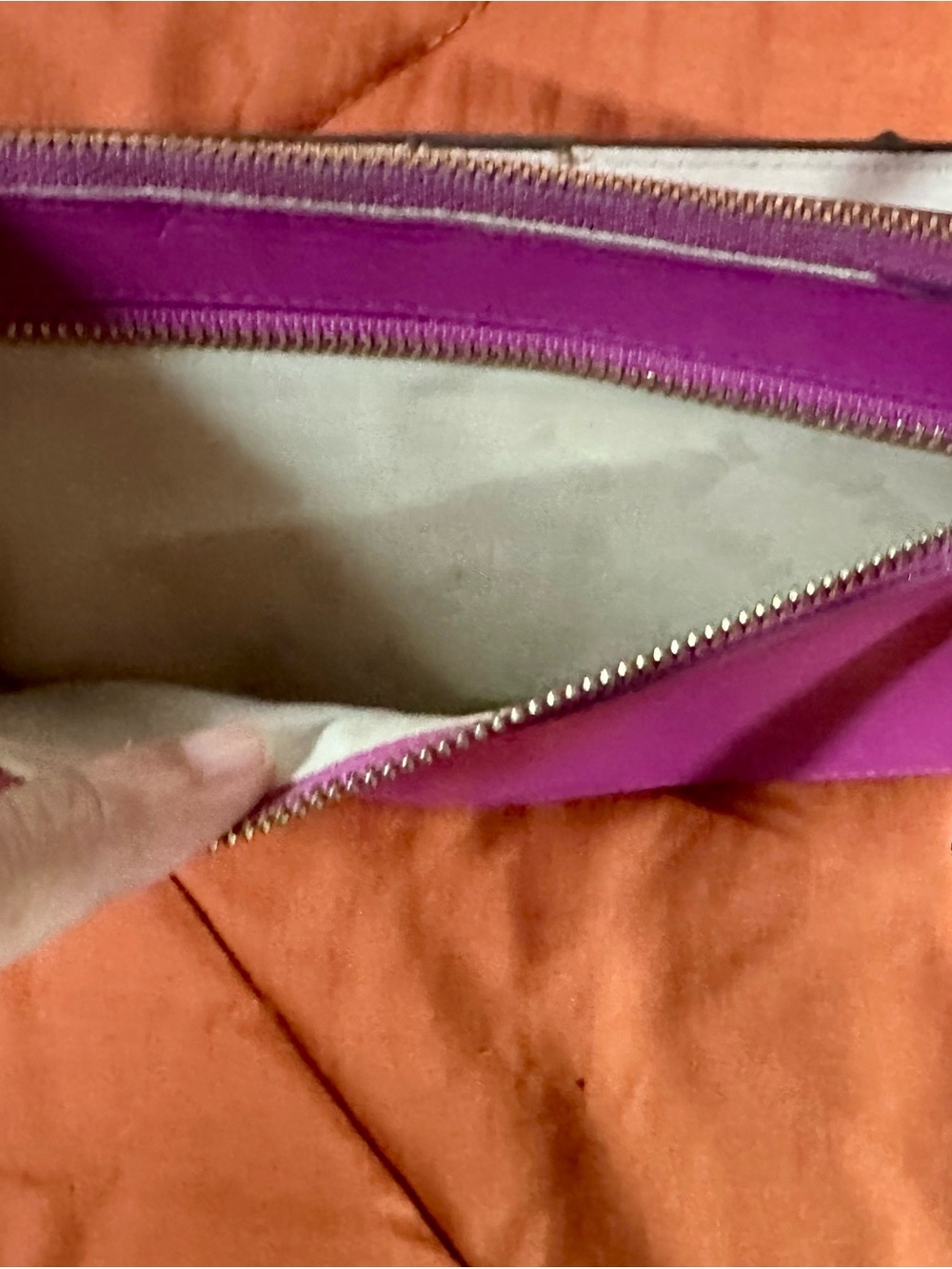 Playful Purple Wallet with Dog Motif - Picture 5 of 7